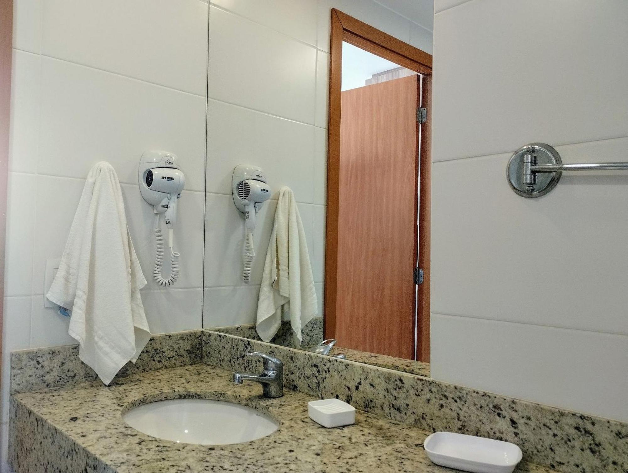Terra Hospedagem Soho Conforto E Aconchego Campos dos Goytacazes Bagian luar foto